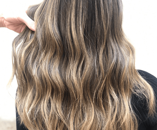 Servicio de peluquería mechas balayage. Salón Cristina Cisneros