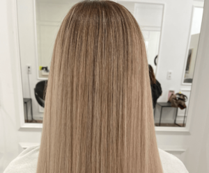 mechas balayage para pelo liso